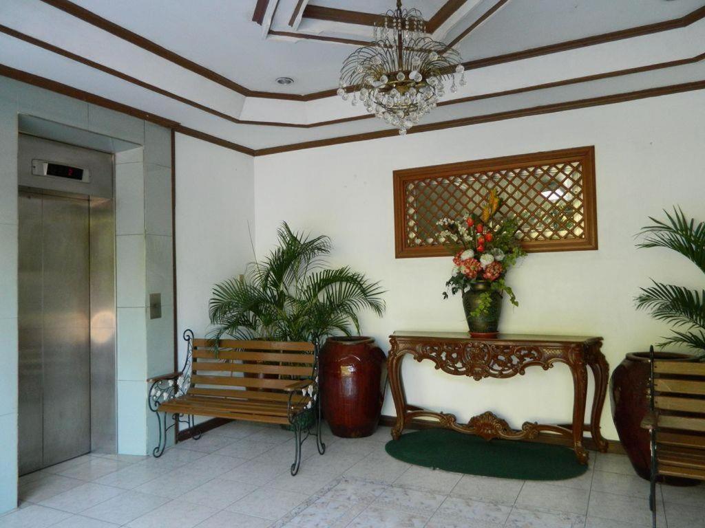 فندق دي جيه بارادايس Malolos المظهر الخارجي الصورة