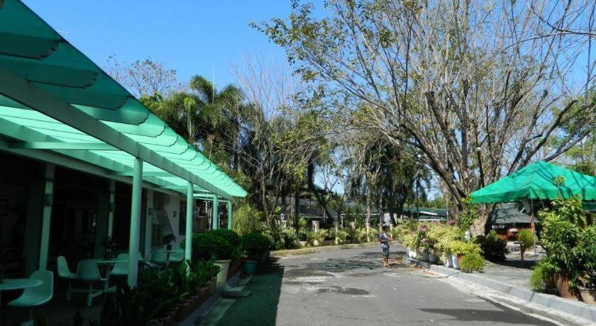 فندق دي جيه بارادايس Malolos المظهر الخارجي الصورة
